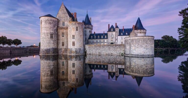 chateau sully sur loire in france