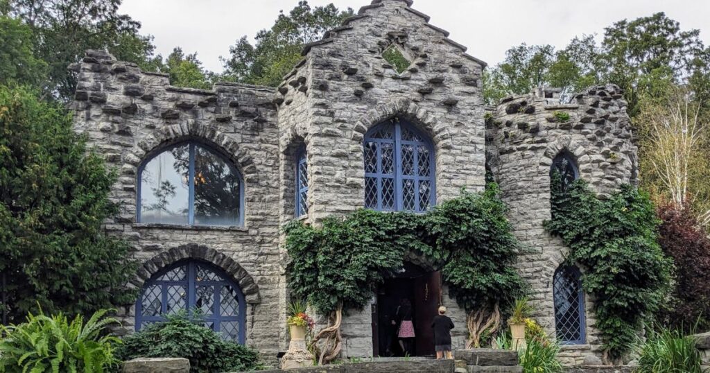 beardslee castle, new york